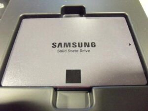 هارد درایو اس اس دی (SSD) سامسونگ (SAMSUNG) مدل MZ-7TE250BW ظرفیت 250 گیگابایت فرم فاکتور 2.5 اینچ رابط SATA