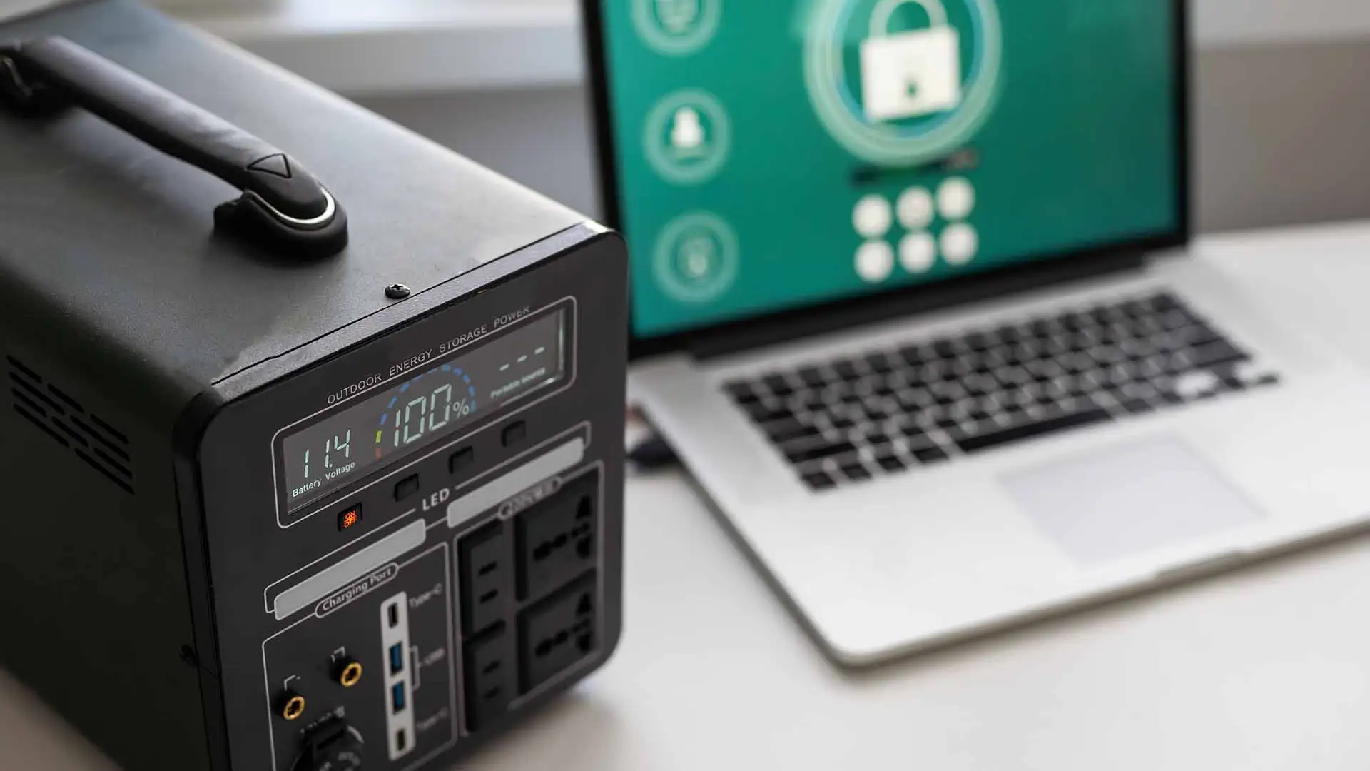 یو پی اس برای اتاق سرور-تجهیزات شبکه